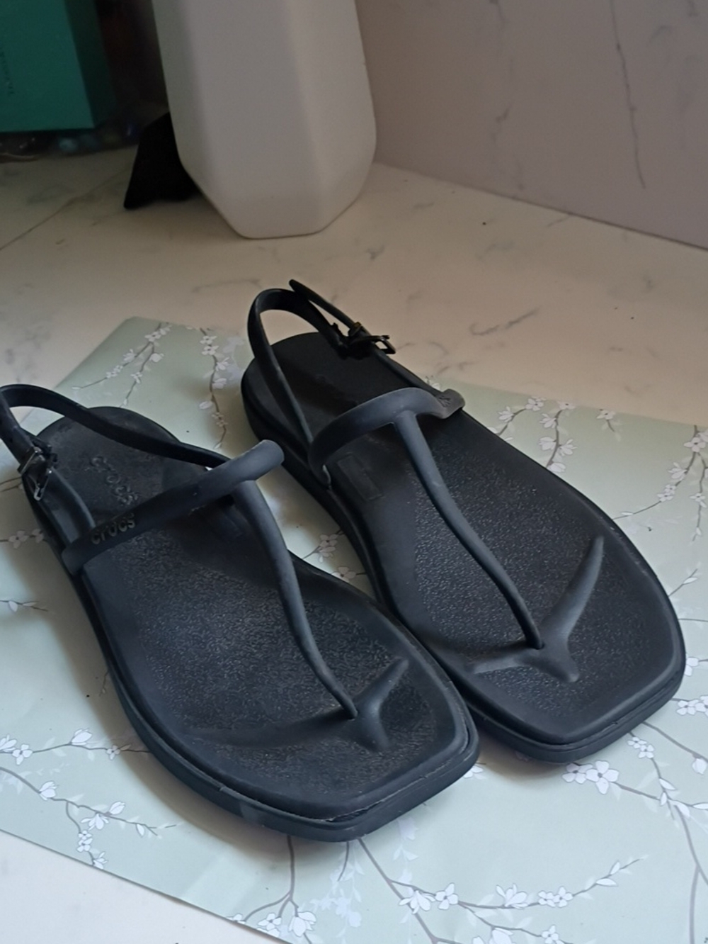 CROCS Women's Black T-Strap Slingback Sandals